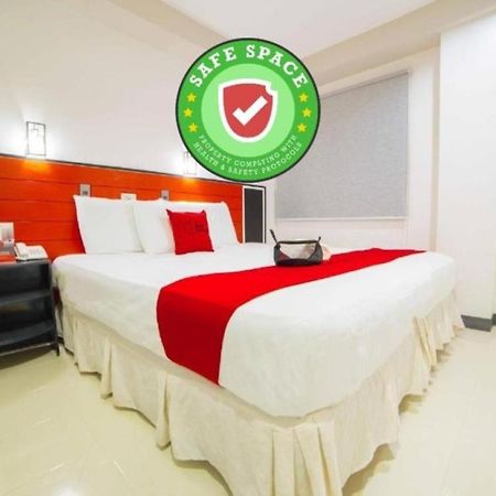Reddoorz Plus Near San Pedro Cathedral Davao City Kültér fotó