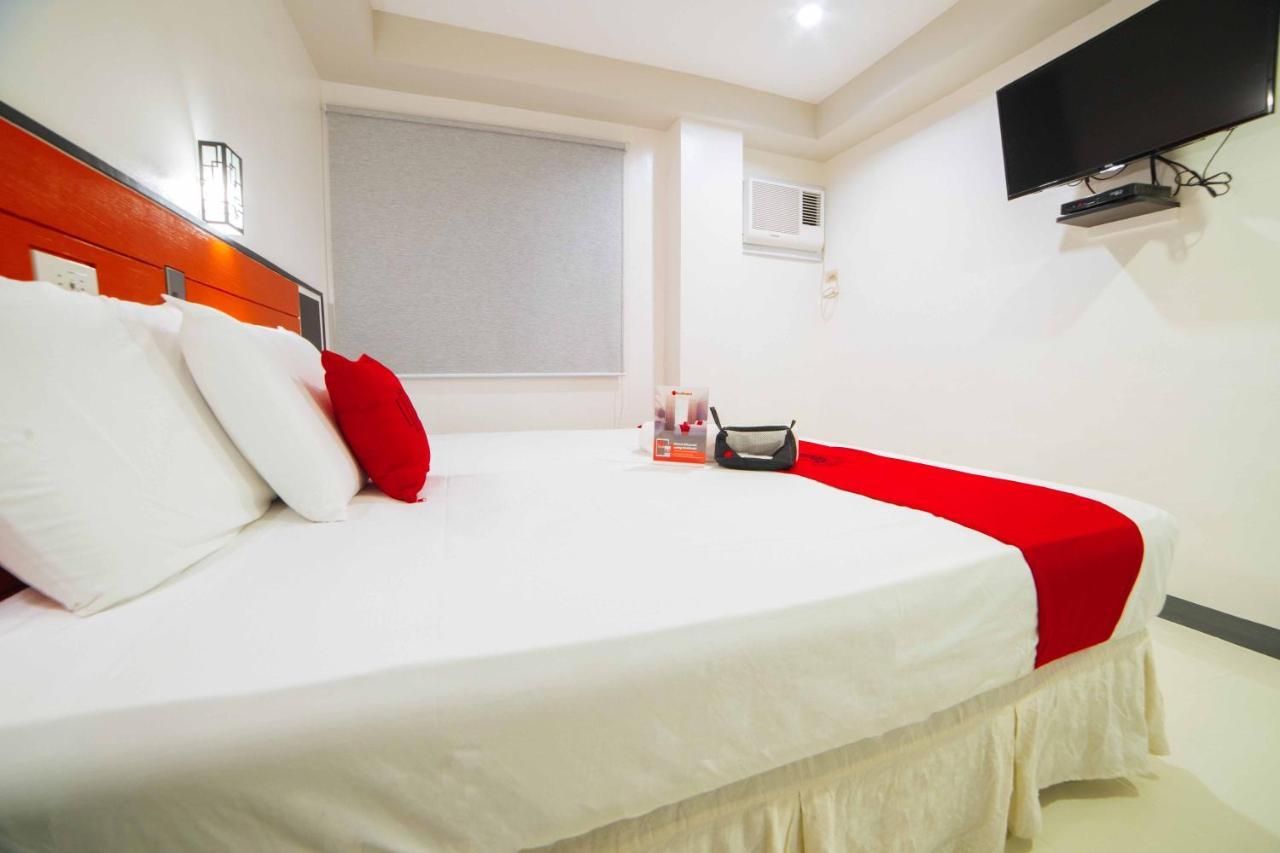 Reddoorz Plus Near San Pedro Cathedral Davao City Kültér fotó